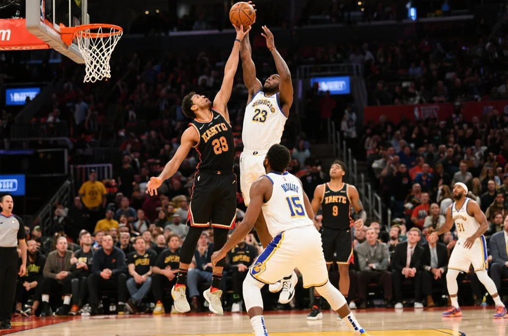 NBA总决赛关键时刻解析：战术与个人表现如何决定胜负